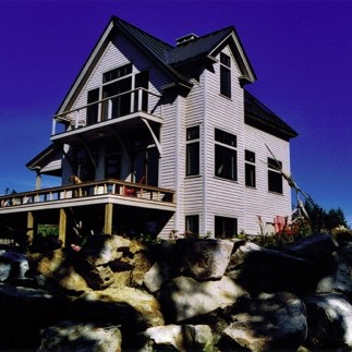 Perched on a dramatic site